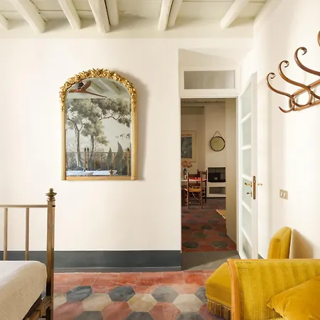 Daire Charming Design In Monti Roma