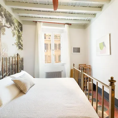 Apartment Charming Design In Monti *