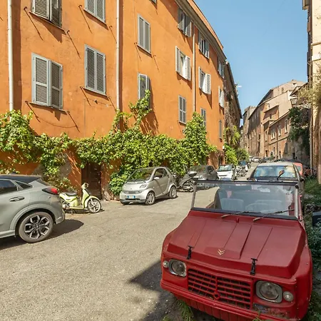Apartment Charming Design In Monti *